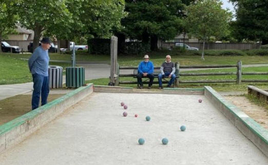 Bocce game